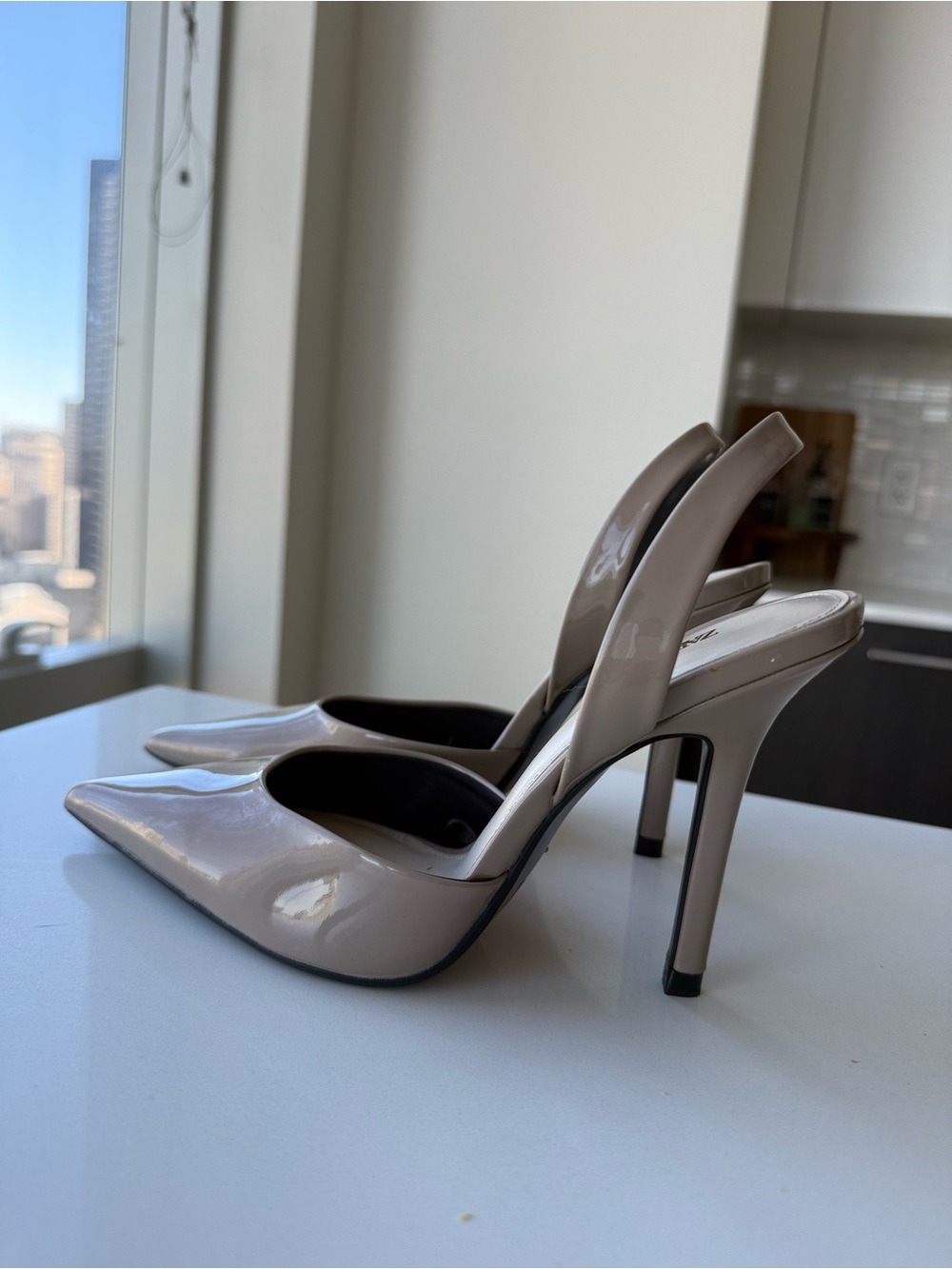 Zara Patent Pointed-Toe Slingback Heels in Taupe (NWoT)